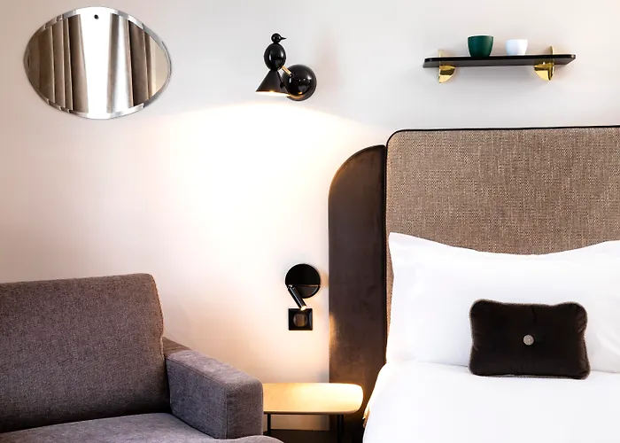 Hôtel Eiffel Saint Charles Paris